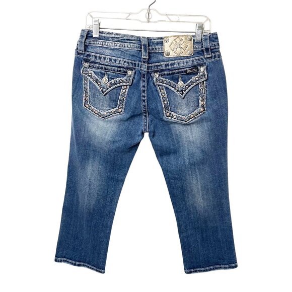 Miss Me Signature Cuffed Capri Women’s Size 30 Embroidered Distressed Pockets - Picture 1 of 7